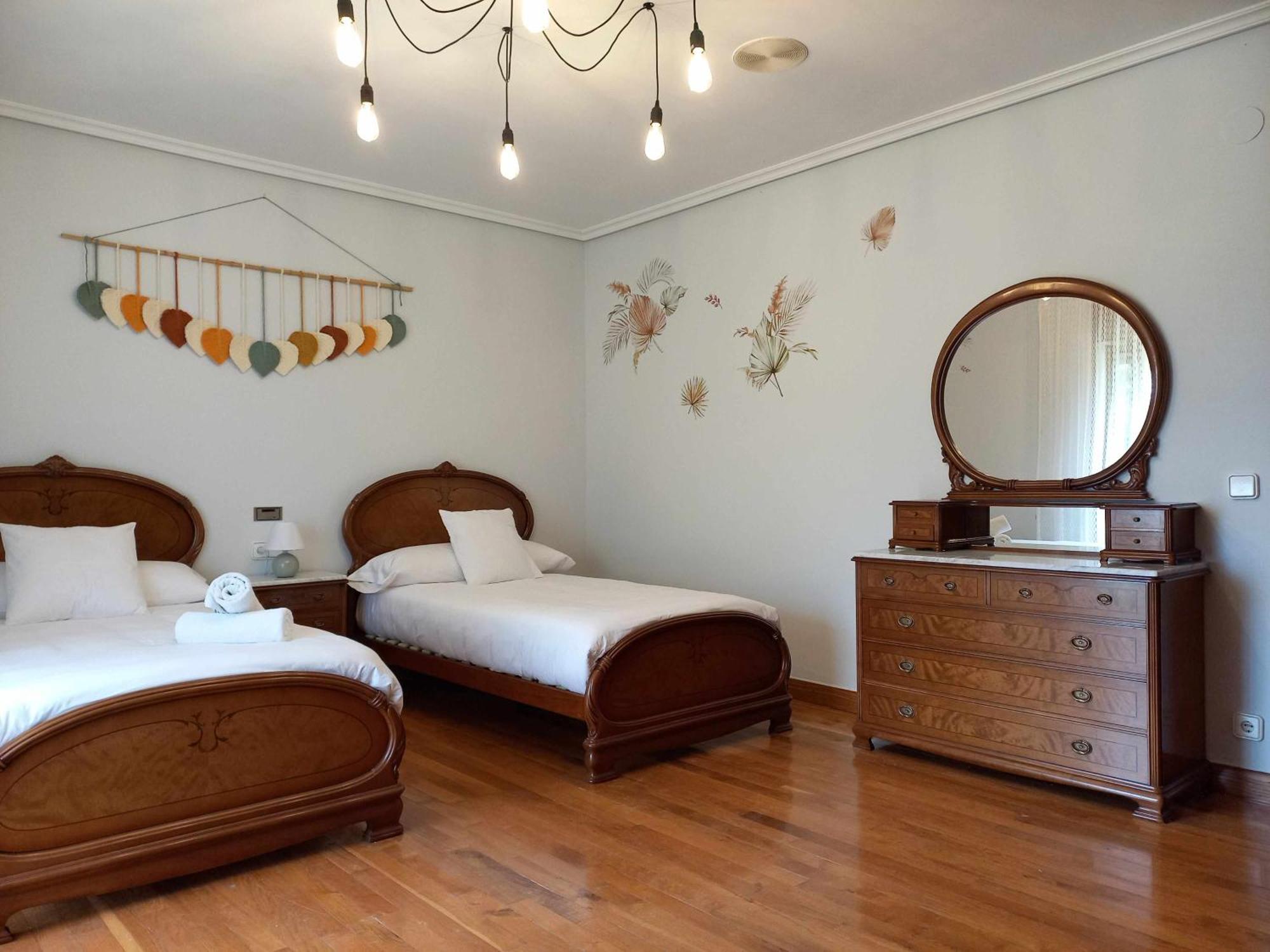 Casa Albaitar Con Piscina Y Sala De Juegos Azcona Ngoại thất bức ảnh