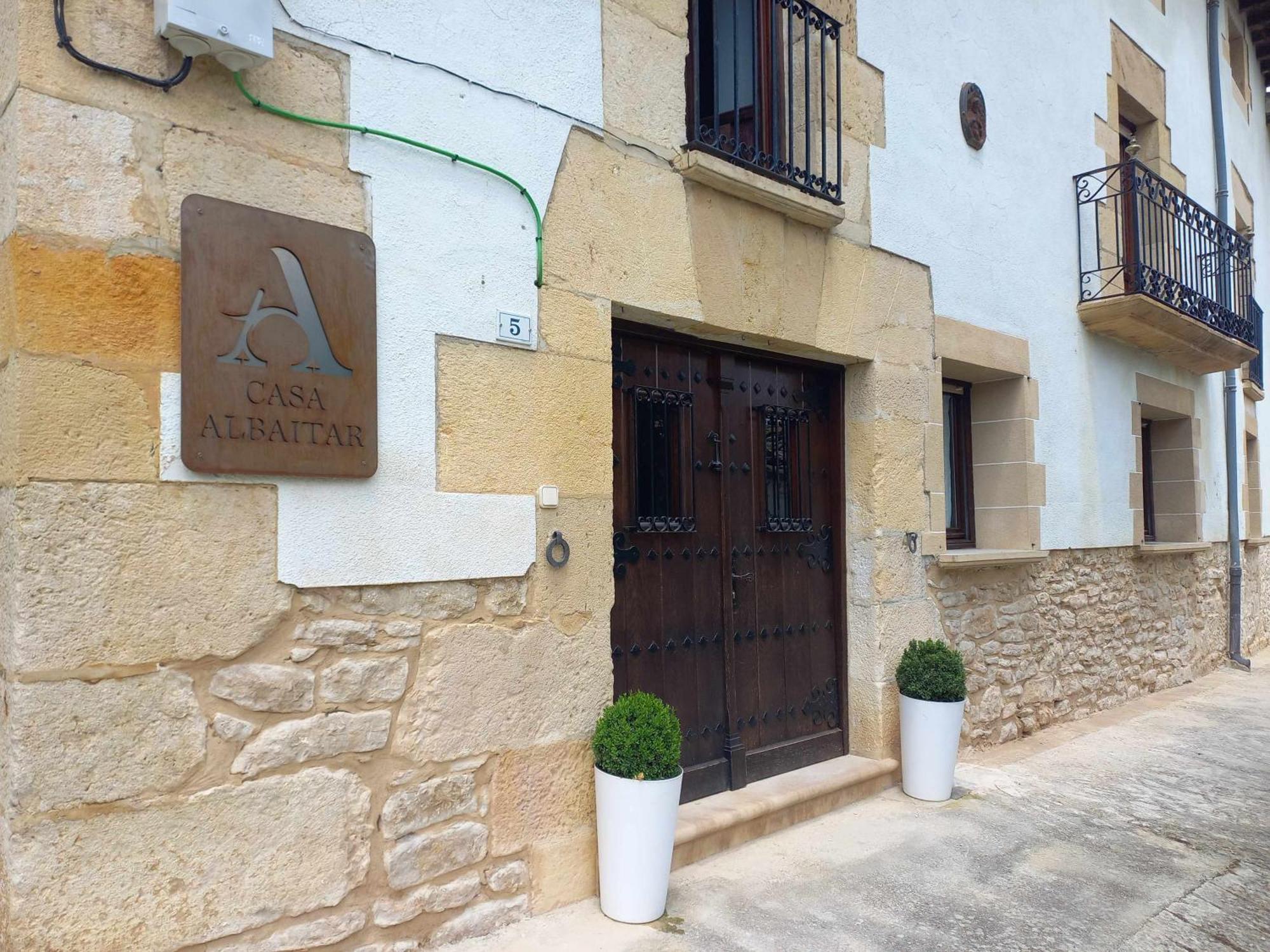 Casa Albaitar Con Piscina Y Sala De Juegos Azcona Ngoại thất bức ảnh