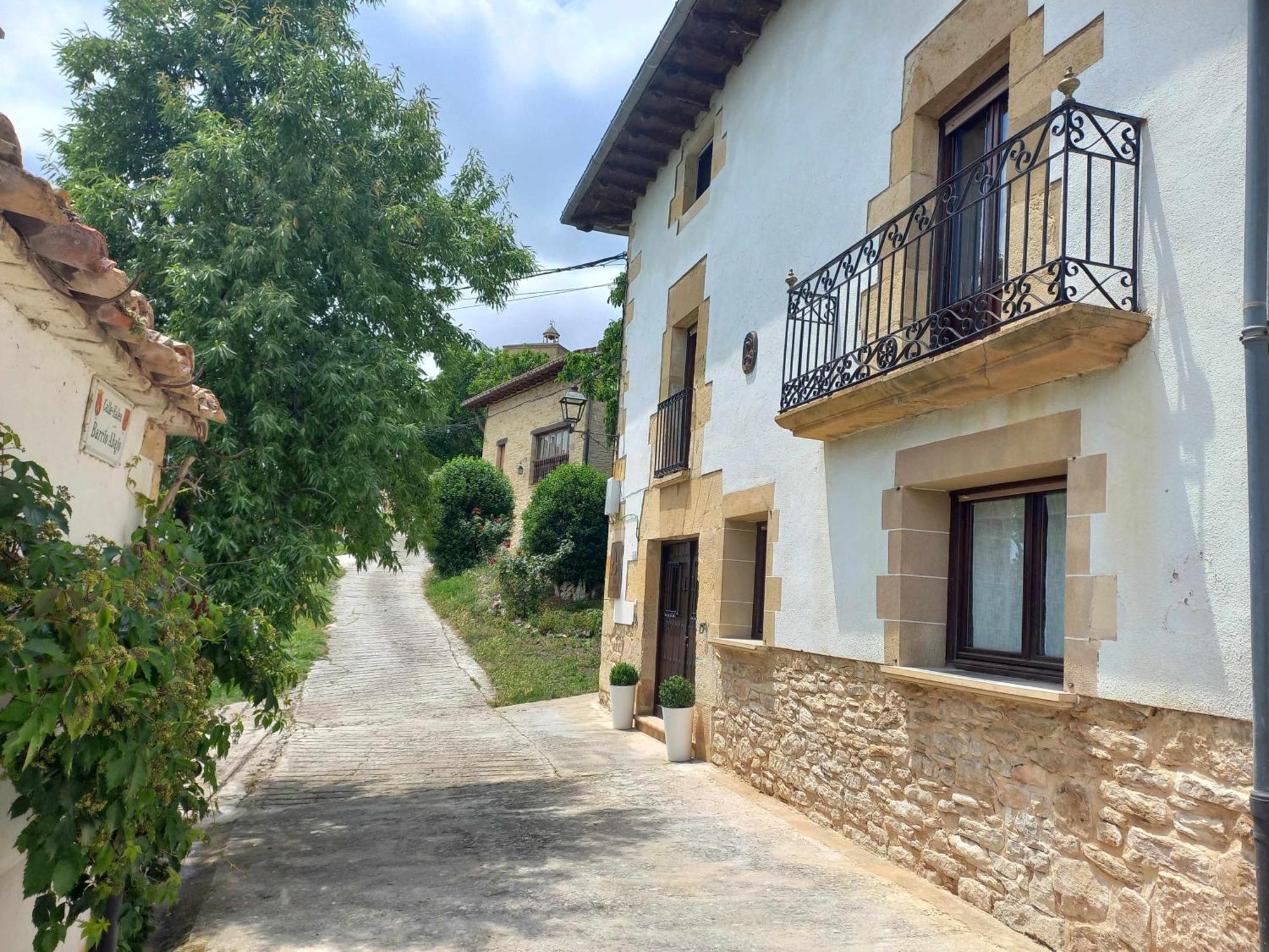 Casa Albaitar Con Piscina Y Sala De Juegos Azcona Ngoại thất bức ảnh